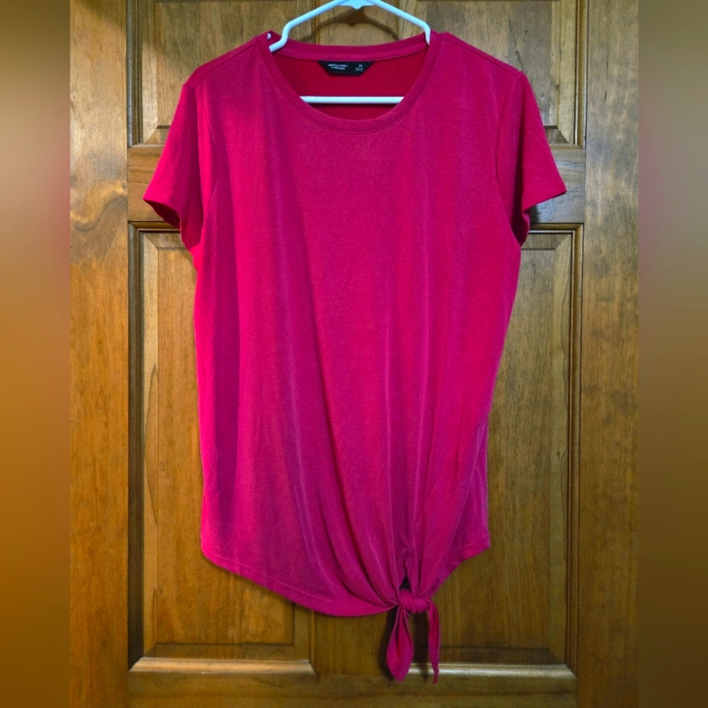 Vera Wang Fuchsia Tee